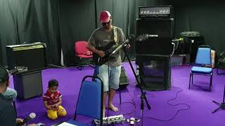 Download lagu Mencari Sinar Bahagia - J Sham mp3