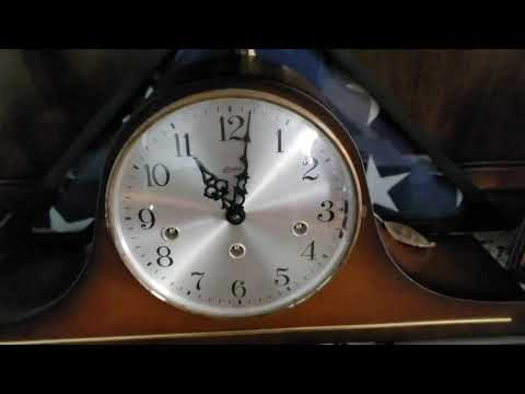 Antique Wind Up Mantel Clocks