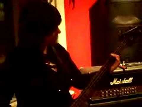 Medusa's Curse - dancing on the tables jam