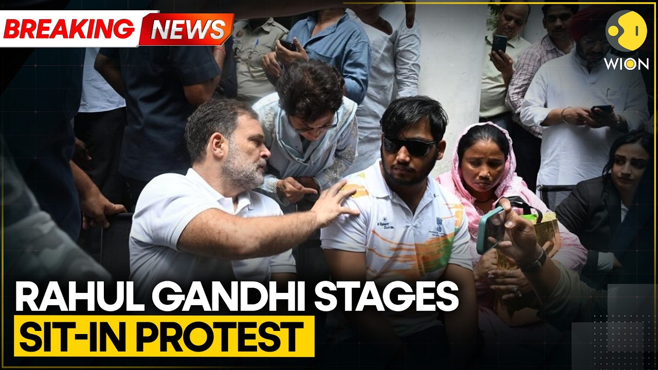 Breaking: Rahul Gandhi Sits Outside Police Station with Pellet Victim | WION