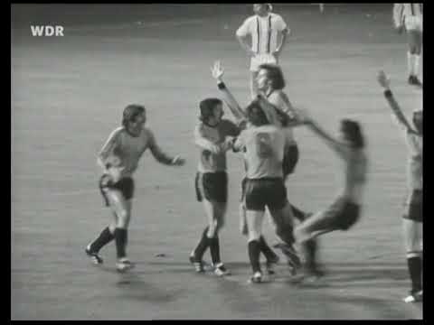 01/10/1975  European Cup 1st Round 2nd leg WACKER INNSBRUCK v BORUSSIA MONCHENGLADBACH
