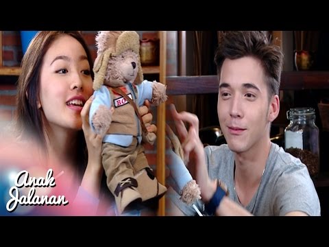 Boy Kasih Boneka Lucu Buat reva [Anak Jalanan] [28 September]