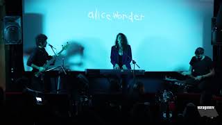 Alice Wonder&quot;Clean up the mess&quot;@El Paracaidista.19/04/18