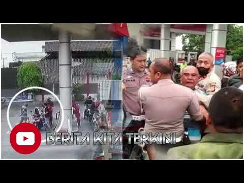 Aksi nekat b4k4r pom bensin dengan k0r3k