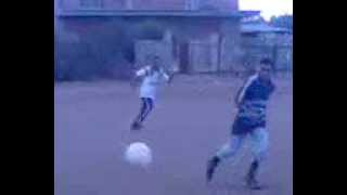 preview picture of video 'partie de foot silencieuse oued fodda.mp4'