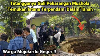 Download lagu Warga Mojokerto Geger !! Tetangganya Gali Pekarangan Mushola Temukan Istana Terpendam Dalam Tanah mp3 Download lagu Warga Mojokerto Geger !! Tetangganya Gali Pekarangan Mushola Temukan Istana Terpendam Dalam Tanah mp3