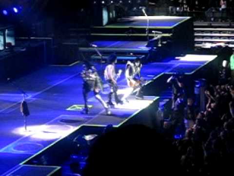 KISS 12/11/09
