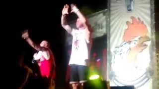 BAJO EL MISMO SOL - SFDK en Directo