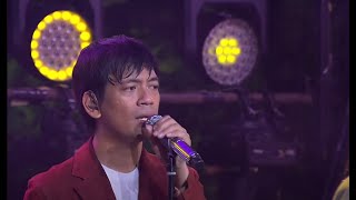 Download lagu D'MASIV - Merindukanmu, Diantara Kalian (Tonight Festival) mp3