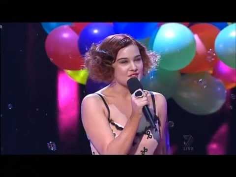 Bella Ferraro - Live Show 2 - The X Factor Australia 2012 - Top 11 [FULL]