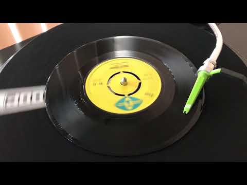 AMIEL MOODIE - MULLO REGGAE