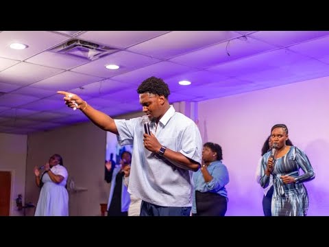 Louwe louwe glwa a jezi | Pap adore yon lot dye | papa Emmanuel bam puissance anwo #louange 