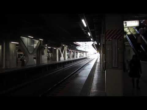 Ｅ３５３系「かいじ１０４号」　国分寺駅通過