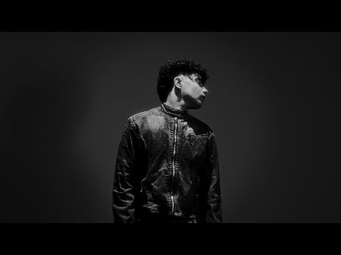 Salah Tayr - Eh Ely Sar | صلاح طاير - ايه اللي صار (Official Visualizer)