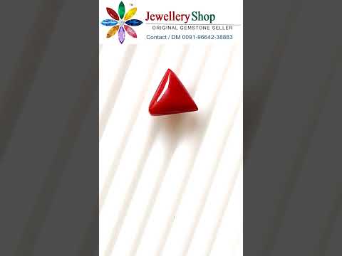 Product video thumbnail