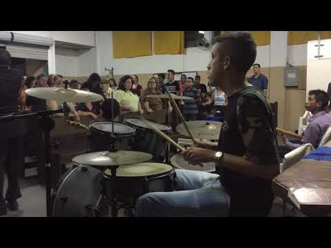 Deixa O Espirito Santo Te Envolver video