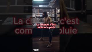 La chance n'arrose que la graine qui est déjà sem.