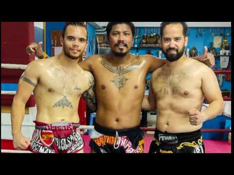 Muaythai​ |Sparing​ |Clinching​ |with Master Ekger training for Marcel Niebur Professional fighter