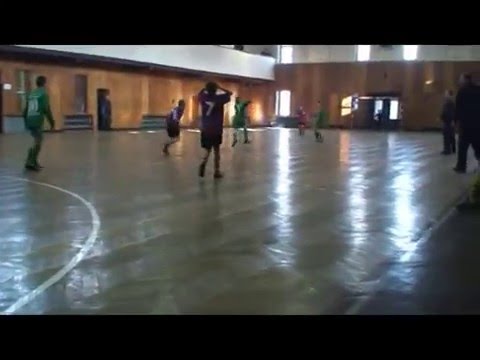 Ruch Radzionkow Polonia Bytom Final turnieju trampkarzy 1998 styczen 2010 cz 2.mpg