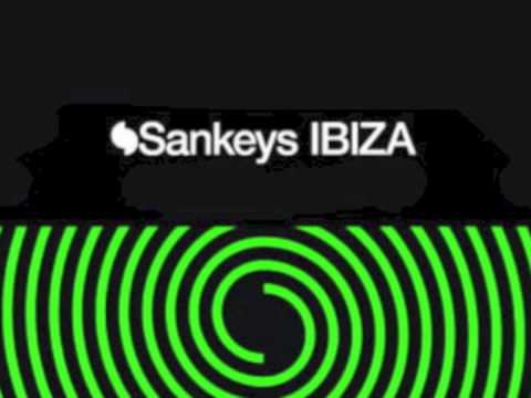 2014.09.04 - Clyde P @ Sankeys Ibiza - Spain