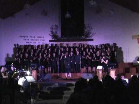 Salvo Estou - Vitória Coral e Fabiane Farina - Cantata de Páscoa 2010