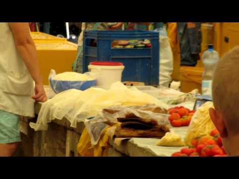 Romania 2012 - Munții Bihorului - Marked in Stei - Branza