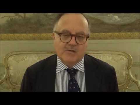 Un aumento nella quantità di un membro Grande cazzo giovane ragazza