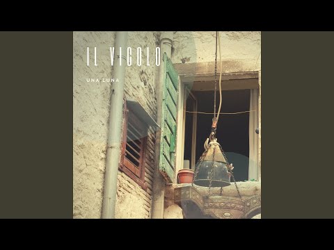 Il Vicolo – Una Luna