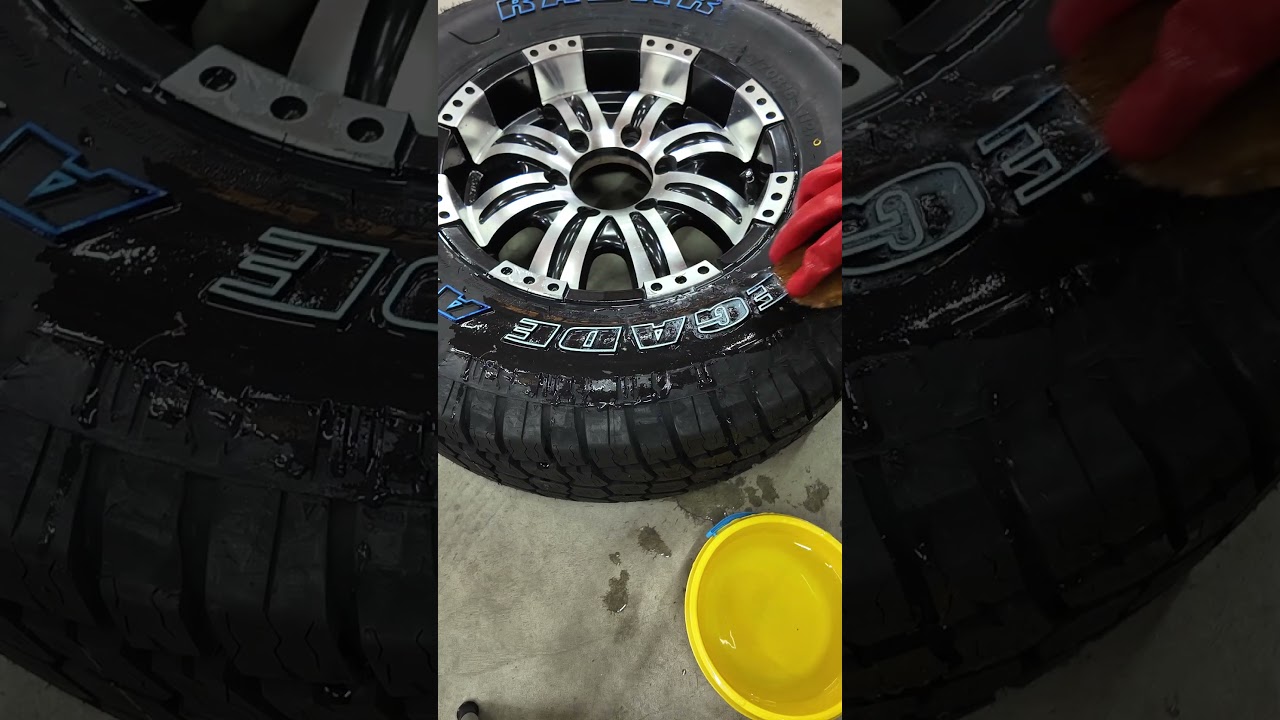 ホワイトウォールタイヤの青を落とす#shorts