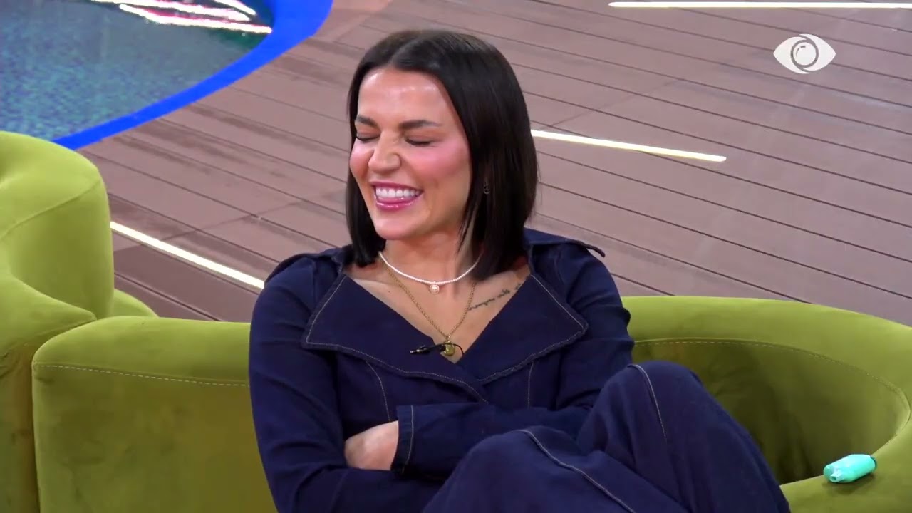 Më dukesh si 31-vjeç/ Baby G i drejtohet Kristit, të qeshura mes banorëve