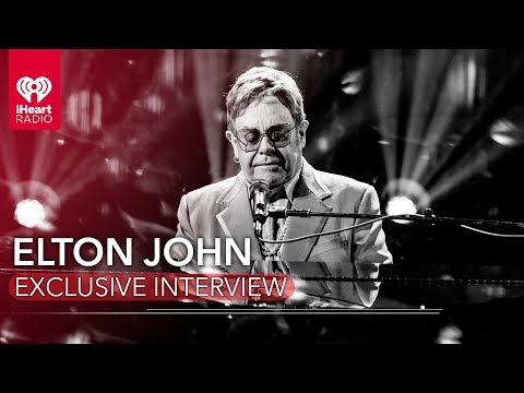 Elton John Demonstrates The Chord Structures In His Songs + More!