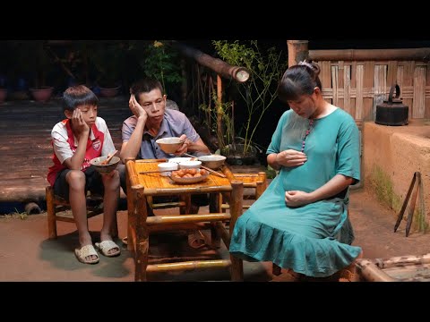 Ly simple way to make doraemon cake - A peaceful day at the farm | Ly Thi Ly