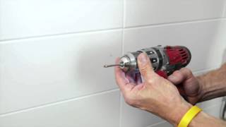 Badezimmer zur Montage der Badmöbel vorbereiten | IKEA