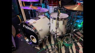 Video thumbnail for Sonor Phonic Plus drum kit by Dave Batemans Shed