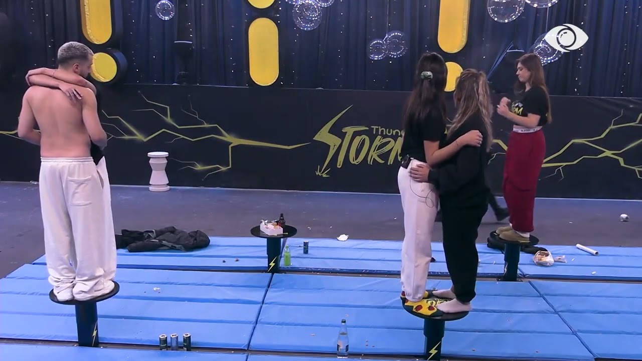 Nëse nuk do na kishin vendosur bashkë, me kë do kishe ndenjur?/ Si iu përgjigj Gjesti