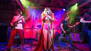 Galaxy Barn (S03E01) A Giant Dog - Sex & Drugs @Pickathon 2015