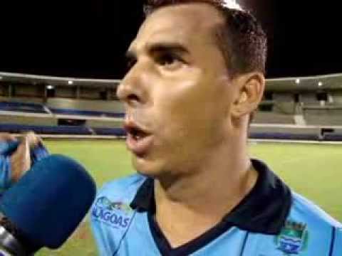 CSA 2 x 2 Vitória da Conquista - Zagueiro Sinval lamenta eliminação do CSA na Série D