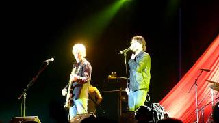 Kenny Wayne Shepard Band  (Everything Is Broken)