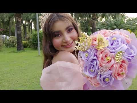 Kassandra, tus 15 años marcan el inicio de una etapa llena de ilusión, belleza y nuevas historias.