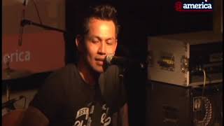 Download lagu Superman Is Dead - Burn For You Akustik Konser Di Amerika mp3