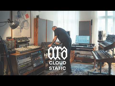 Cloud Static  / OORA