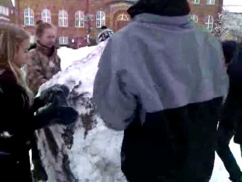 Världen största snöboll!