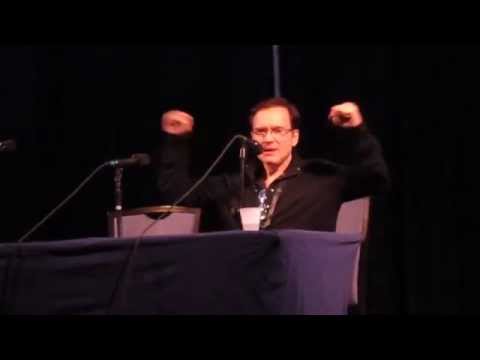 Billy West Discusses "Jurassic Bark" from Futurama