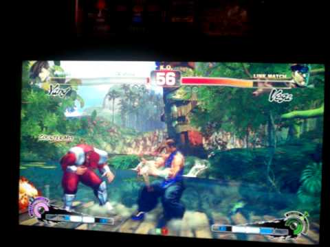 SSFIV AE: EG Justin Wong ( Yang ) VS Vic The Slick ( M.Bison ) At Video 94 On 12-23-10