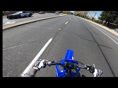 SOLO POLICE CHASE while practicing wheelies yz125x