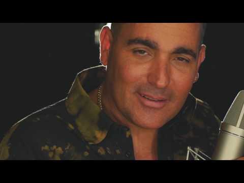 "Desde Mi" por Aseres