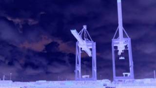 Azoora feat. Graciellita - Ugly weather