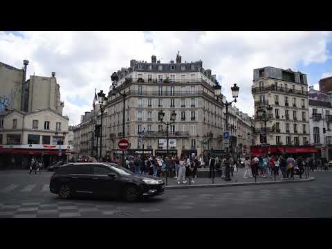Streets of Paris 3.0 (155) | Royalty-Free Stock Video Footage | Videoscape