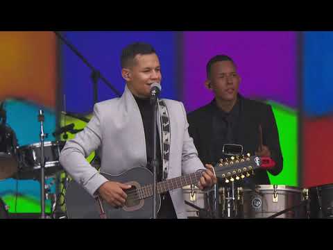 Los Sabanales - Titanes De La Carranga En Vivo Show de las estrellas