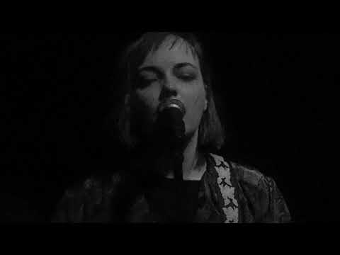 Ana Avramov - Shapes   22.11.2019